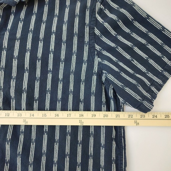 Old Navy Mens Large Navy Blue White Striped Short Sleeve Button Down Shirt L - Picture 4 of 8